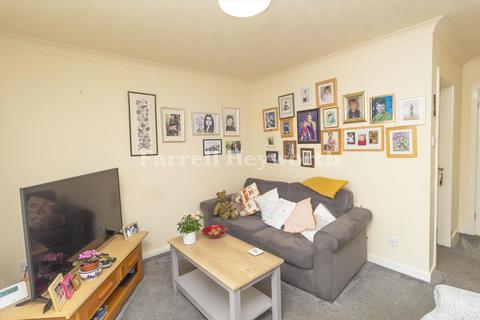 2 bedroom house for sale, Elkfield Drive, Blackpool FY3