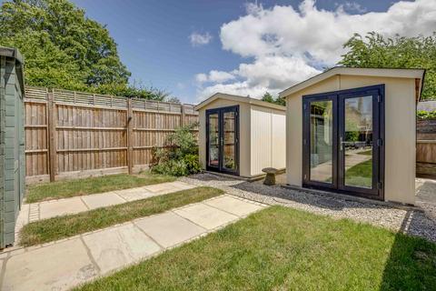 64 Furlong Road, Bourne End, SL8 5AH