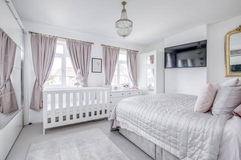 64 Furlong Road, Bourne End, SL8 5AH
