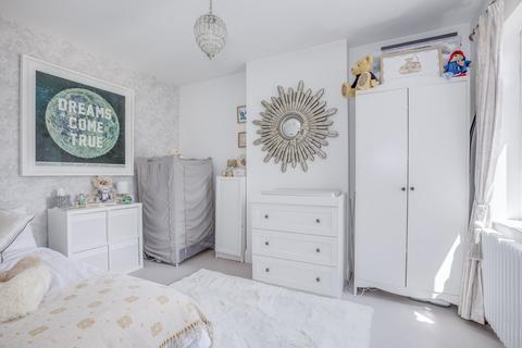 64 Furlong Road, Bourne End, SL8 5AH