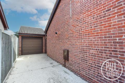 undefined, Blackbird Close, Bradwell, NR33