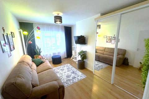undefined, Sipson Way, Sipson, West Drayton, UB7 0DP