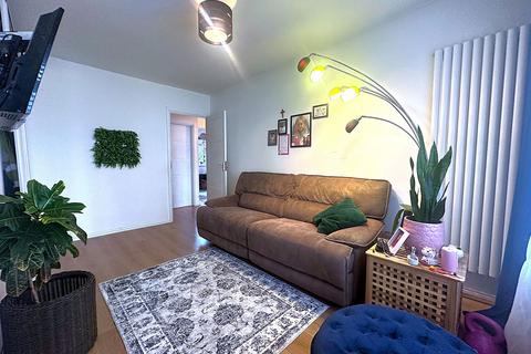 2 bedroom maisonette for sale, Sipson Way, Sipson, West Drayton, UB7 0DP