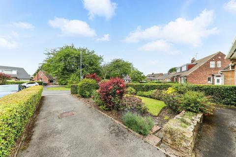 3 bedroom semi-detached house for sale, Victoria Close, Leeds, LS19