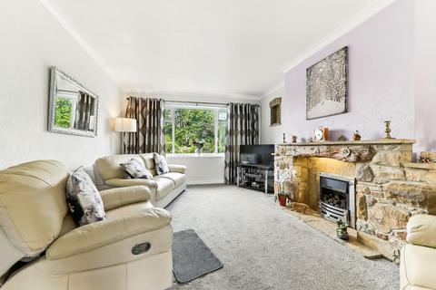 3 bedroom semi-detached house for sale, Victoria Close, Leeds, LS19