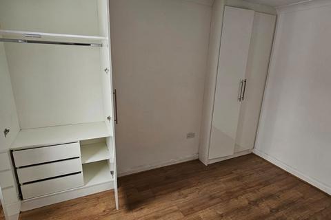 77 Botwell Crescent, Hayes, UB3 2BE