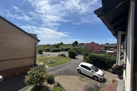 16 Juniper Close, Newton, Porthcawl, CF36 5BX