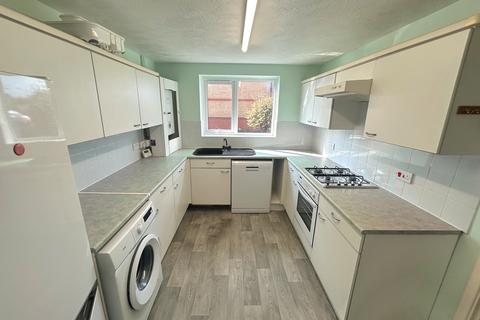 16 Juniper Close, Newton, Porthcawl, CF36 5BX