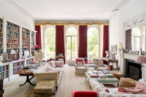 3 bedroom apartment to rent, Lancaster Gate, London, W2