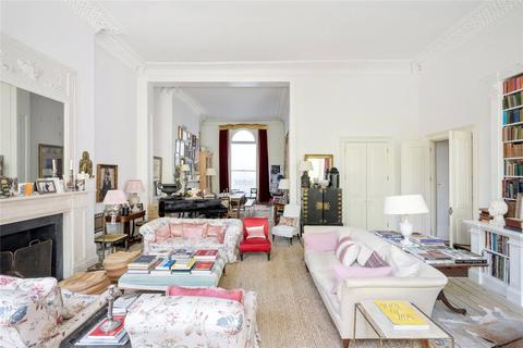 3 bedroom apartment to rent, Lancaster Gate, London, W2