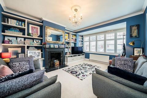 30 Holmesley Road, London, SE23 1PJ