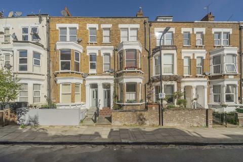 1 bedroom flat for sale, Gascony Avenue, London NW6