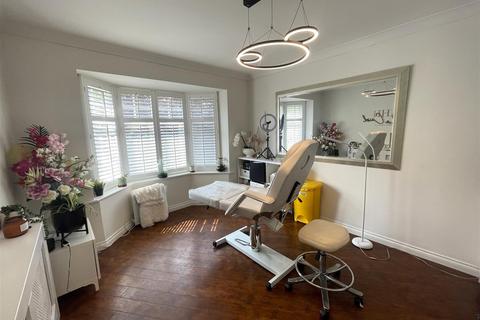 1 Bowline Close, Malkins Bank, Sandbach, CW11 4AQ