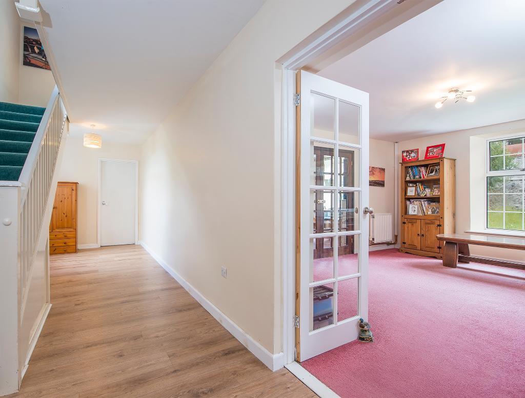Entrance Hallway / Study / Staircase