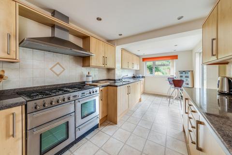 undefined, Queensway, Banbury