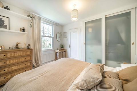 1 bedroom flat for sale, St. Luke's Avenue, London SW4