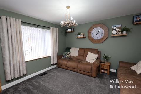 3 bedroom terraced house for sale, Hardings Close, North Petherton, Bridgwater TA6