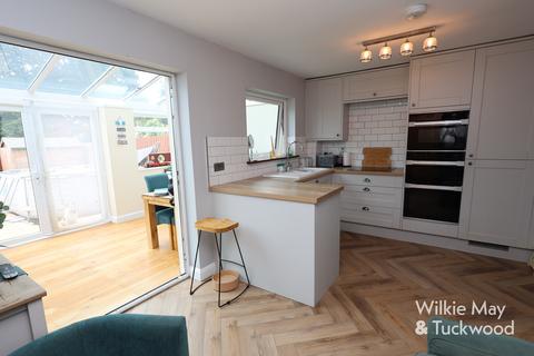 3 bedroom terraced house for sale, Hardings Close, North Petherton, Bridgwater TA6