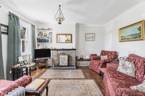 undefined, Kemprow, Aldenham