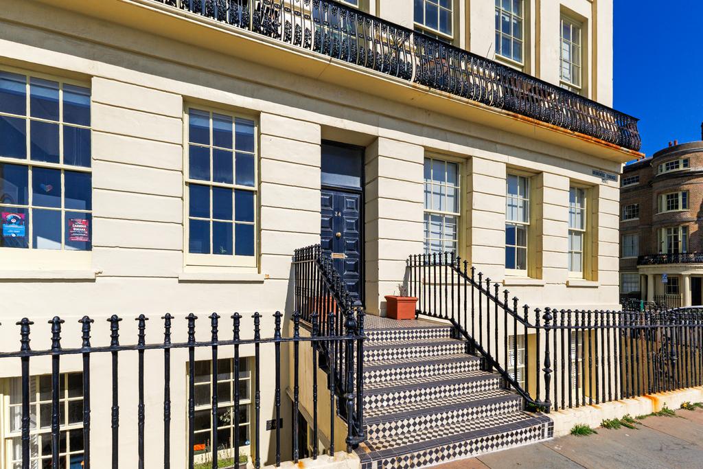 88768flat534brunswickterrace5