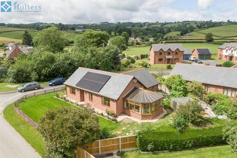 1 Cae Garreg, Trefeglwys, Caersws, SY17 5PR