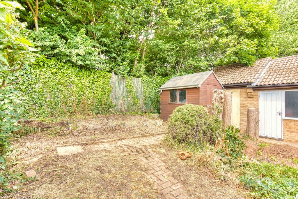 Ewemove Taunton - Allington Close (7)