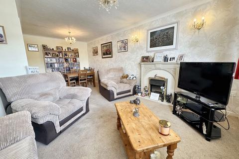 3 bedroom detached bungalow for sale, Trem Cinmel, Towyn, Conwy, LL22