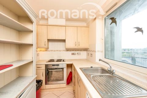 2 bedroom flat to rent, Crown Heights, Alencon Link, Basingstoke, RG21