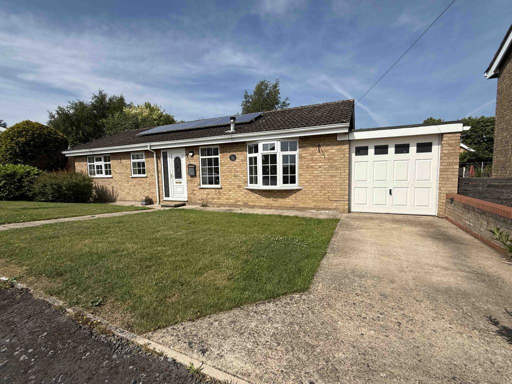 22 Lark Rise, Scotter