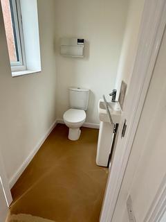 undefined, 2 Bedroom House To Let - NG17
