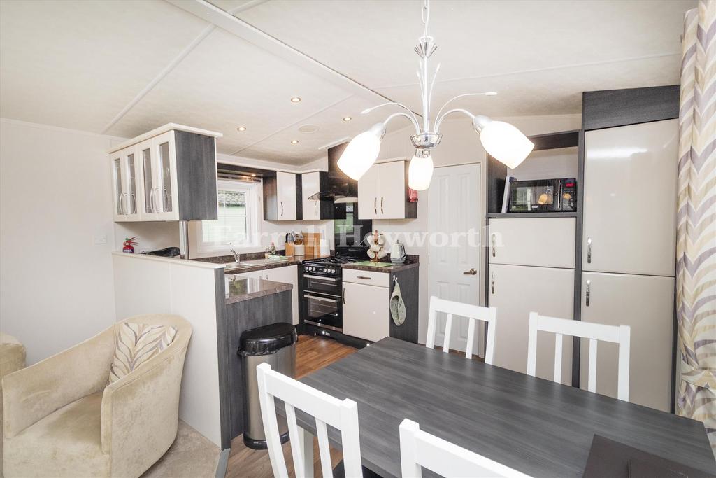 Open Plan Living 3