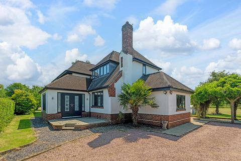 5 bedroom detached house for sale, Welsh Road, Priors Hardwick, Southam Warwickshire CV47 7SJ