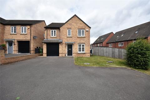 4 bedroom detached house for sale, Beech Way, Whinmoor, Leeds, West Yorkshire