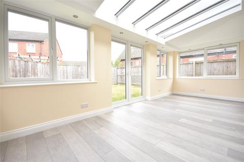 4 bedroom detached house for sale, Beech Way, Whinmoor, Leeds, West Yorkshire