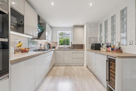 21 Ashwell Close, Graveley, Hitchin, SG4 7LH