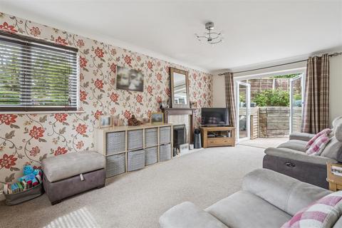 21 Ashwell Close, Graveley, Hitchin, SG4 7LH