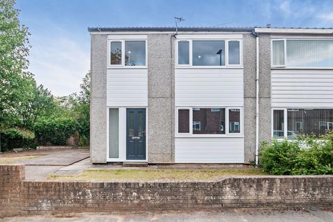 3 bedroom semi-detached house for sale, Queens Square, Pontefract, West Yorkshire