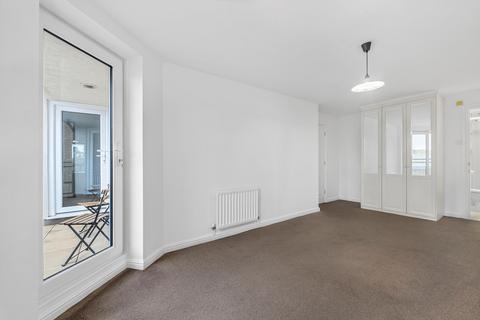 2 bedroom apartment for sale, Galleons View, Stewart Street, London, E14