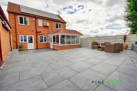 undefined, Park View, Mansfield NG19