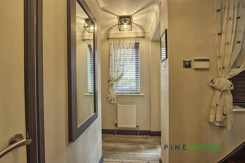 undefined, Park View, Mansfield NG19