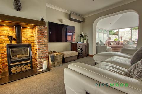undefined, Park View, Mansfield NG19