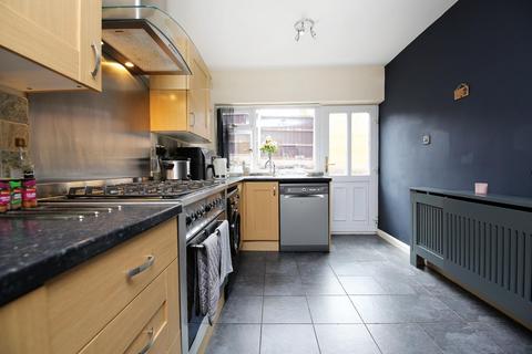 33 Balance Hill, Uttoxeter, ST14 8BS