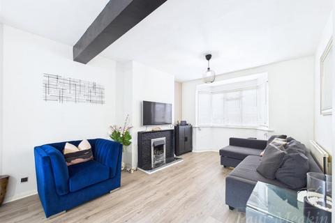 undefined, Crossways, South Croydon