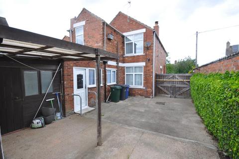 3 bedroom detached house for sale, Field Road, Stainforth, Doncaster, DN7
