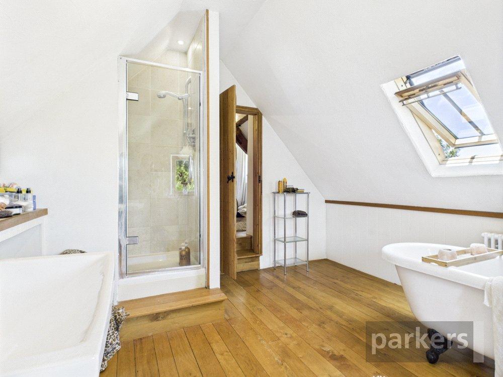 Ensuite