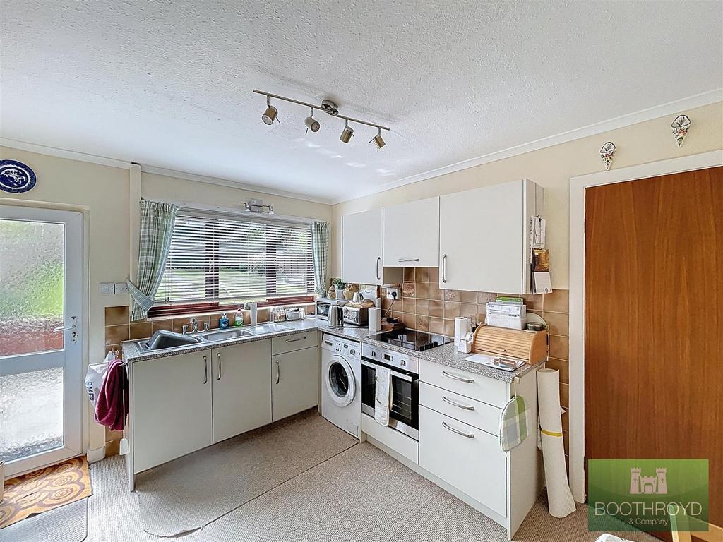 Fitted Kitchen