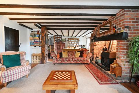 3 bedroom detached house for sale, Top Road, Calow, Chesterfield