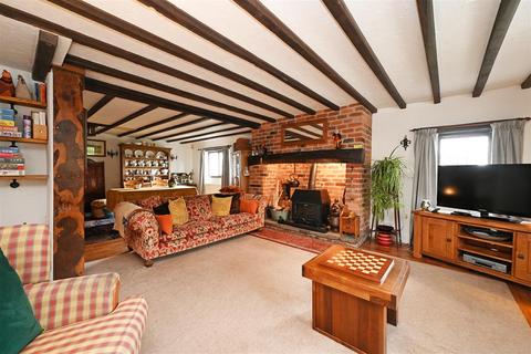 3 bedroom detached house for sale, Top Road, Calow, Chesterfield