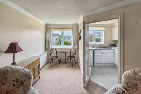 2 bedroom apartment for sale, Falmouth