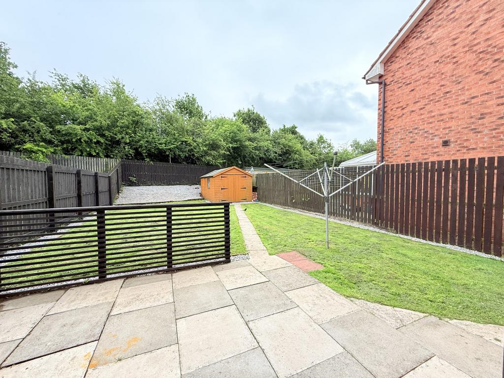 41 Caulstran Street, Dumfries, DG2 9 FN - Braidwood